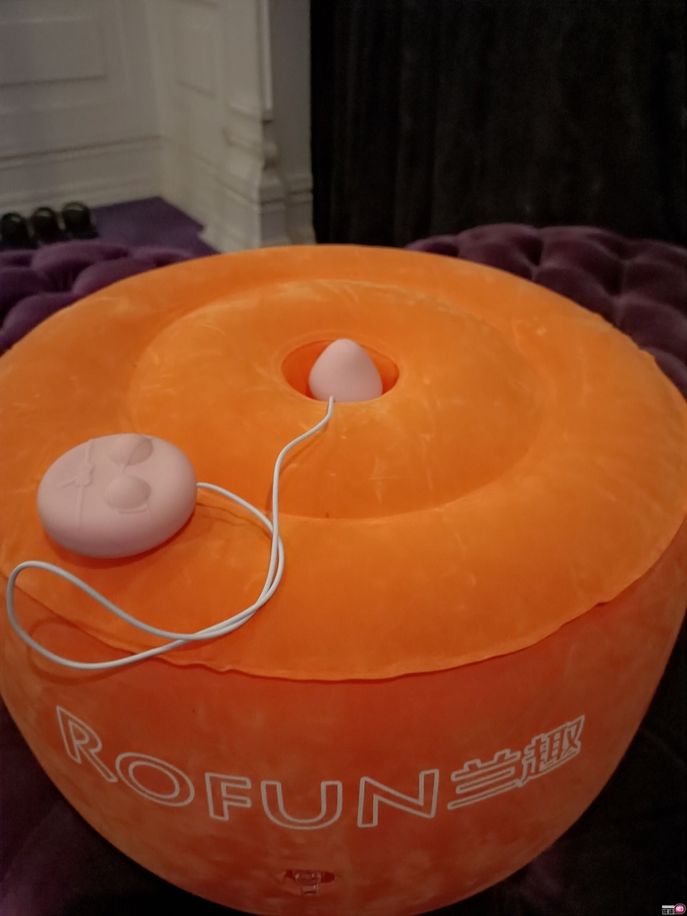 小爱垫性爱坐垫-情趣做爱与家俱靠垫两相宜插图6