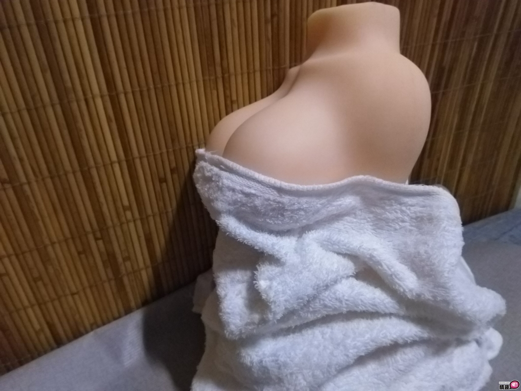 爆乳女王半身屁股性爱娃娃一次满足你三种逼真玩法插图7 爆乳女王半身屁股性爱娃娃一次满足你三种逼真玩法插图7