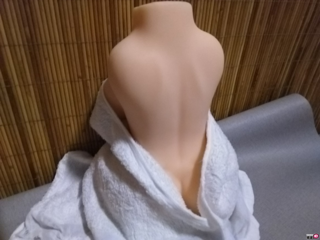 爆乳女王半身屁股性爱娃娃一次满足你三种逼真玩法插图8 爆乳女王半身屁股性爱娃娃一次满足你三种逼真玩法插图8