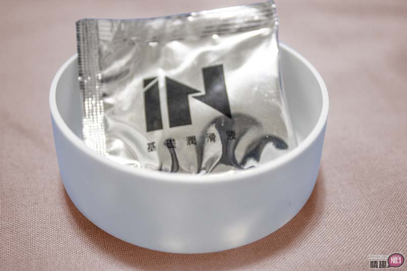 台湾SexTasty好硬杯-找个女伴帮你用爽快度更加提升插图2