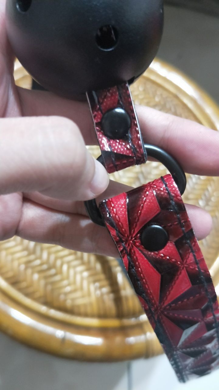 超美超羞耻的圆形口球插图6