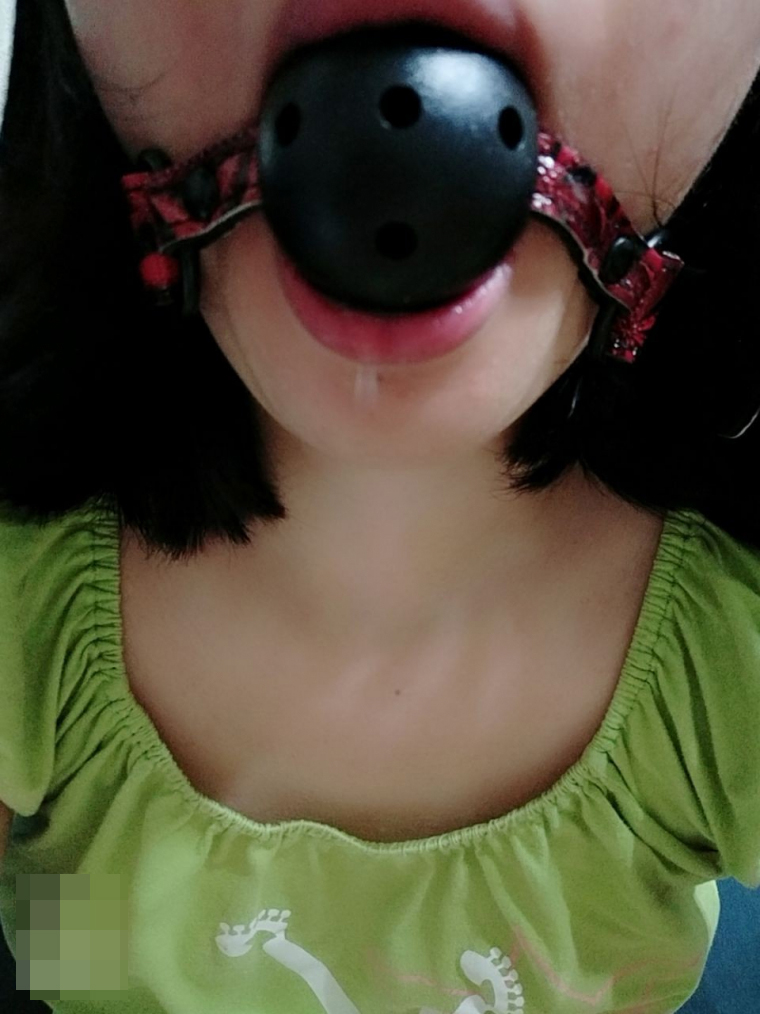 超美超羞耻的圆形口球插图14