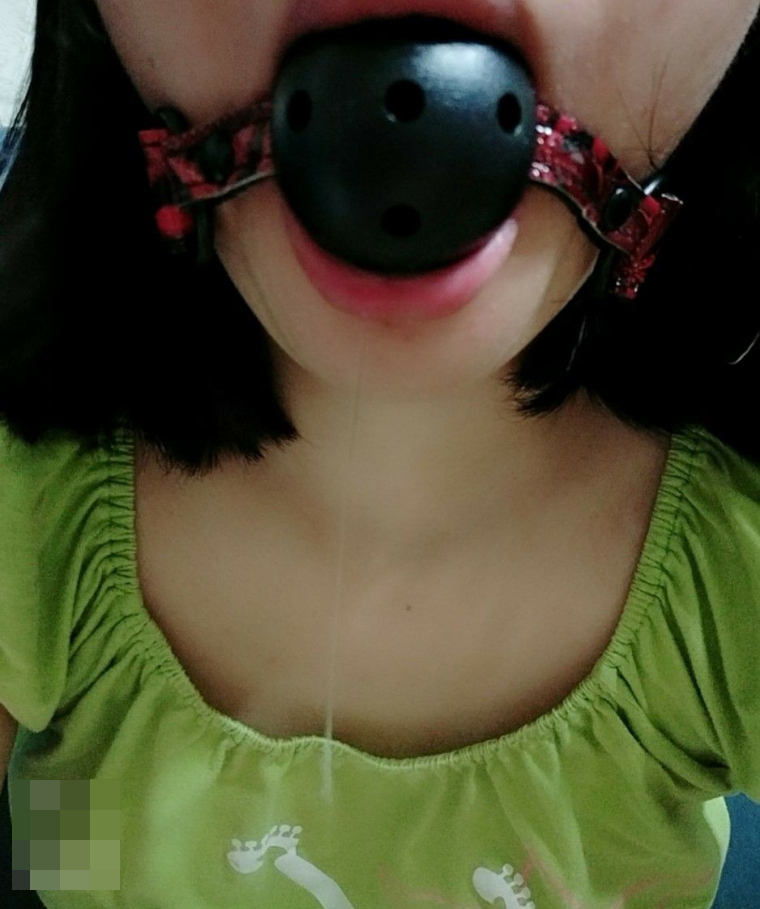 超美超羞耻的圆形口球插图16