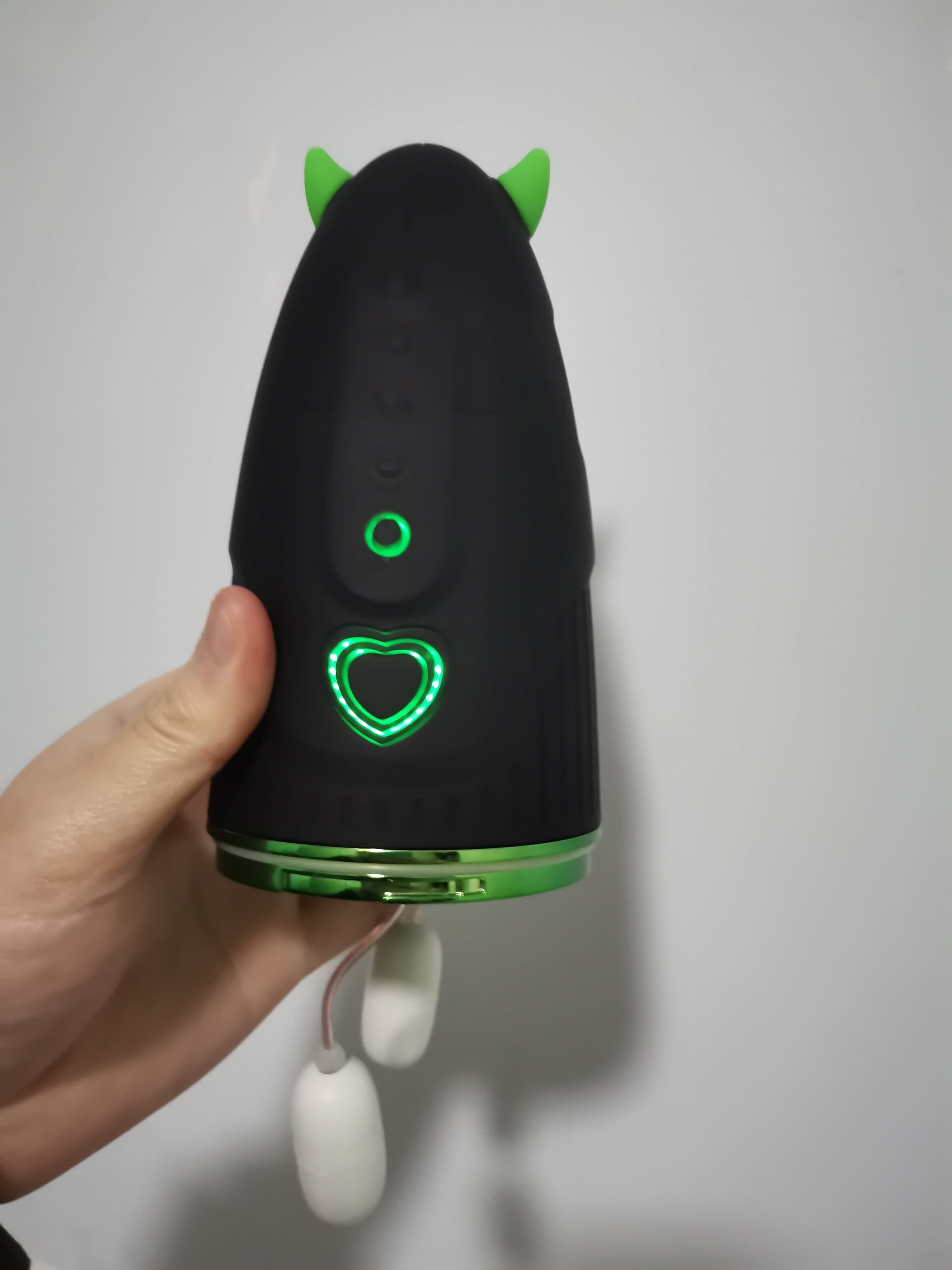 YUU小恶魔电动飞机杯评测 – 卡通风和科技感十足的舒爽电动体验插图9