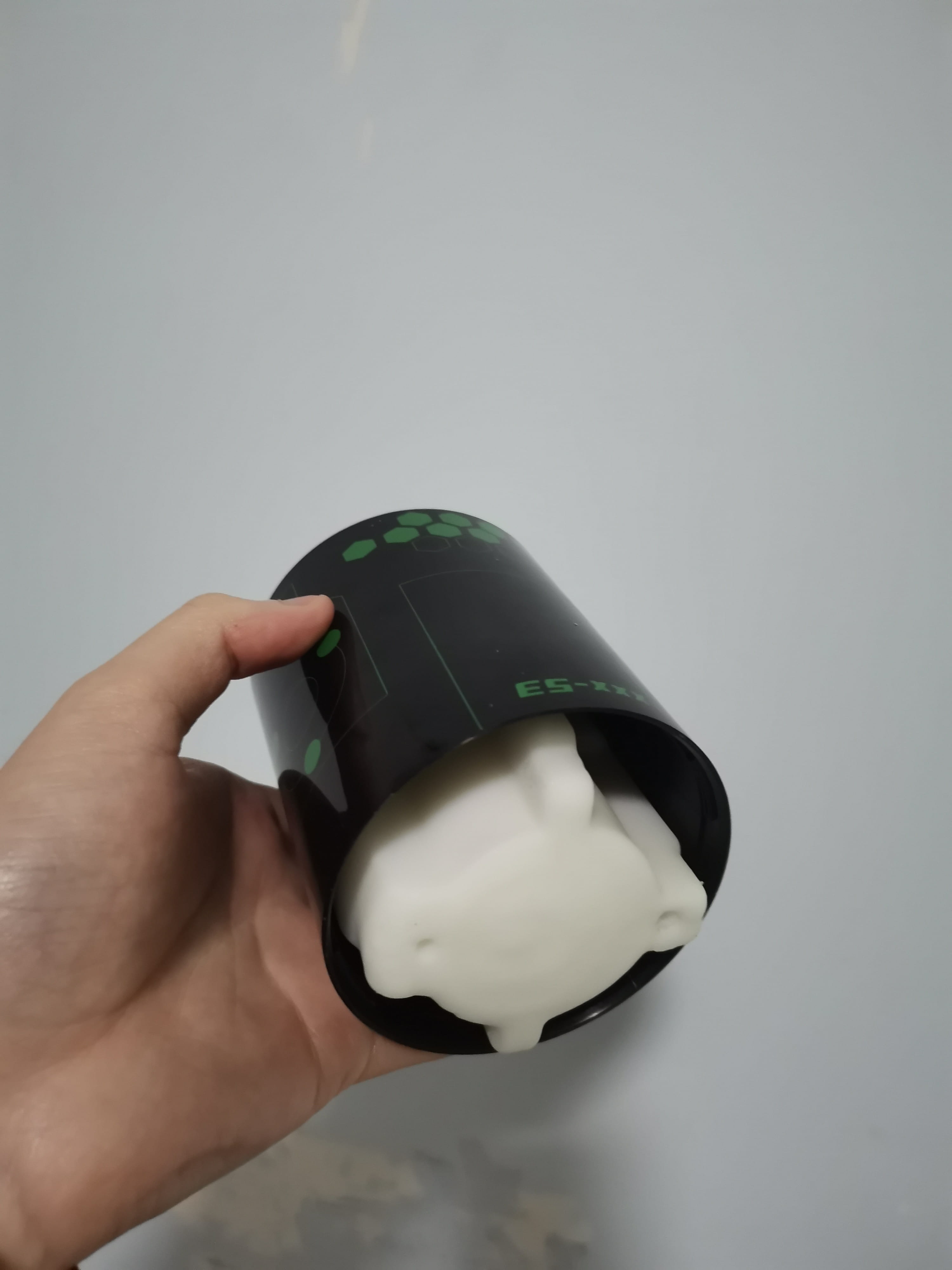 YUU小恶魔电动飞机杯评测 – 卡通风和科技感十足的舒爽电动体验插图13