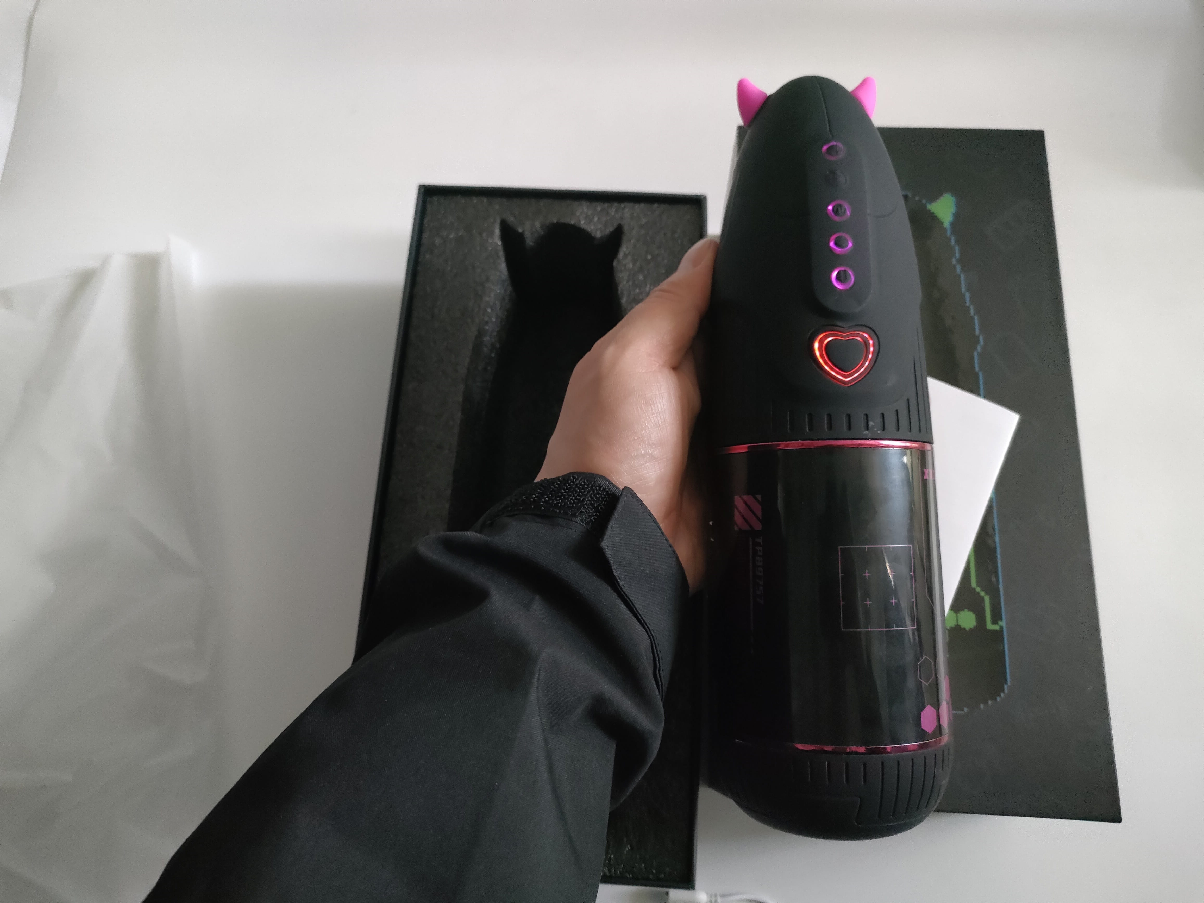 YUU小恶魔电动飞机杯测评 – 漂亮得不像实力派插图9