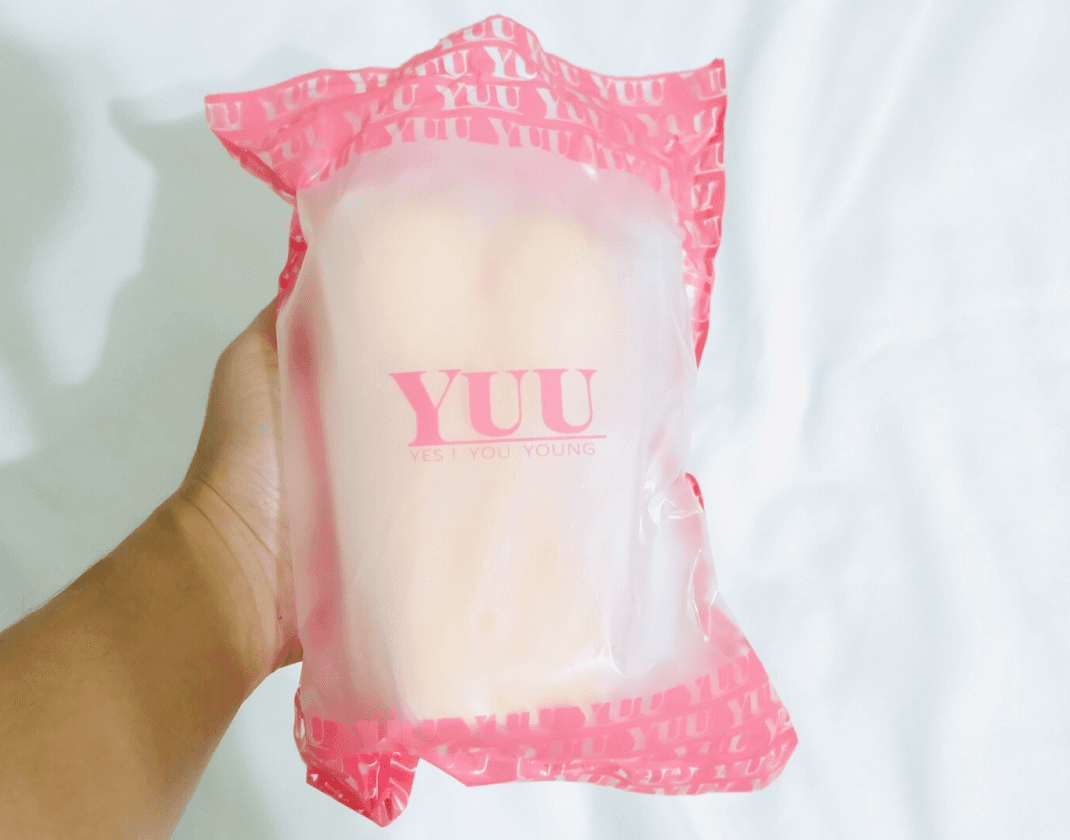 YUU小优物语飞机杯评测 – OMG！一开箱就送画册，内容精彩，杯叔无法直视！插图5