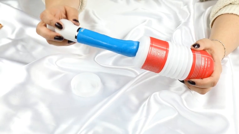 5分钟搞懂使用TENGA DEEP THROAT CUP的步骤插图6 5分钟搞懂使用TENGA DEEP THROAT CUP的步骤插图6