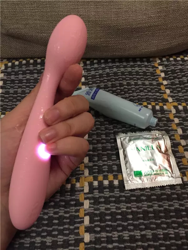 强悍点式震动,SVAKOM让激情更上一层楼插图2 强悍点式震动,SVAKOM让激情更上一层楼插图2