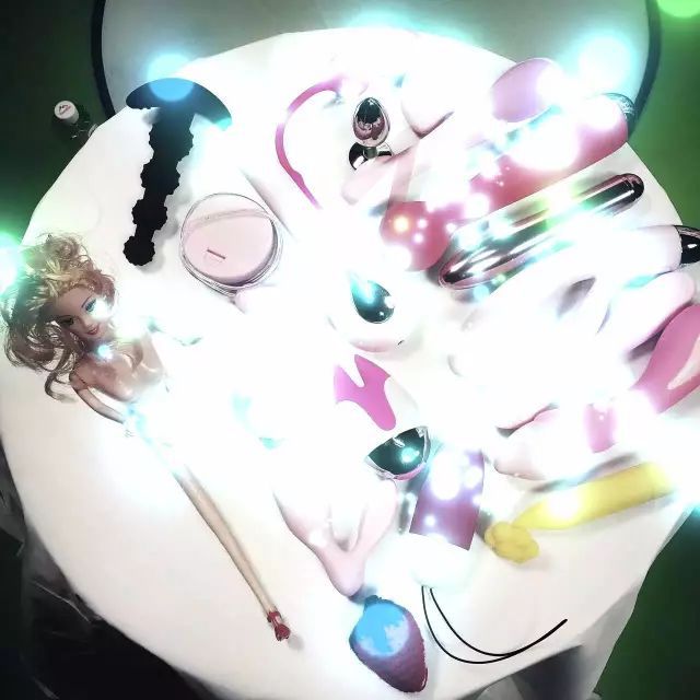 新闻系毕业，她用身体去“采访”情趣用品插图1