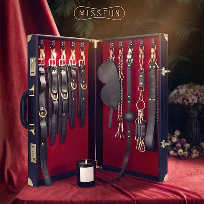 这款BDSM调教箱比王牌特工的还叼插图2