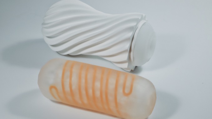 情趣玩具测评—TENGA飞机杯Spinner与moova对比插图1