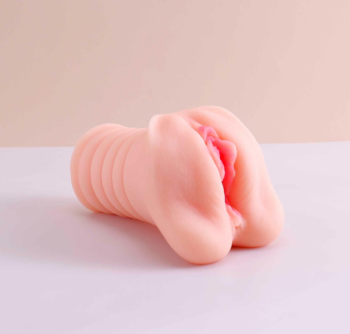 570g的奈子姐姐，居然把我“夹”到断片？蜜壶2026版奈子飞机杯评测插图1